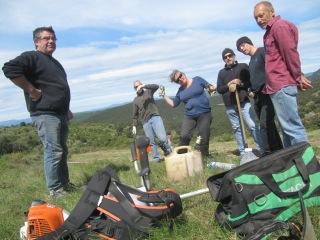 Thierry, Jean-Marie, Hlne, Christian, Sylvain, Didier  hors champ : Marc, Philippe, Serge et Patrick - derrire l'objectif : Bd  - 38 ko