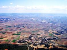 Vue sur la plaine du Baudile - 76.1 ko