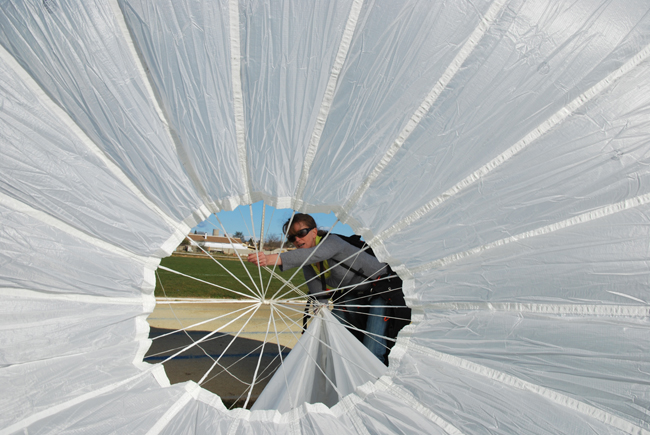 Parachutes and co…