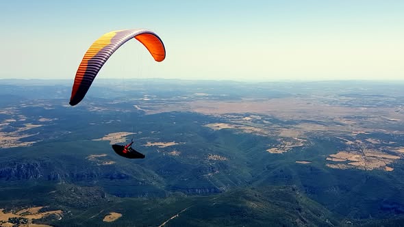 Ternes thermiques Conditions pas simples hier à Millau, faites de thermiques décousus…